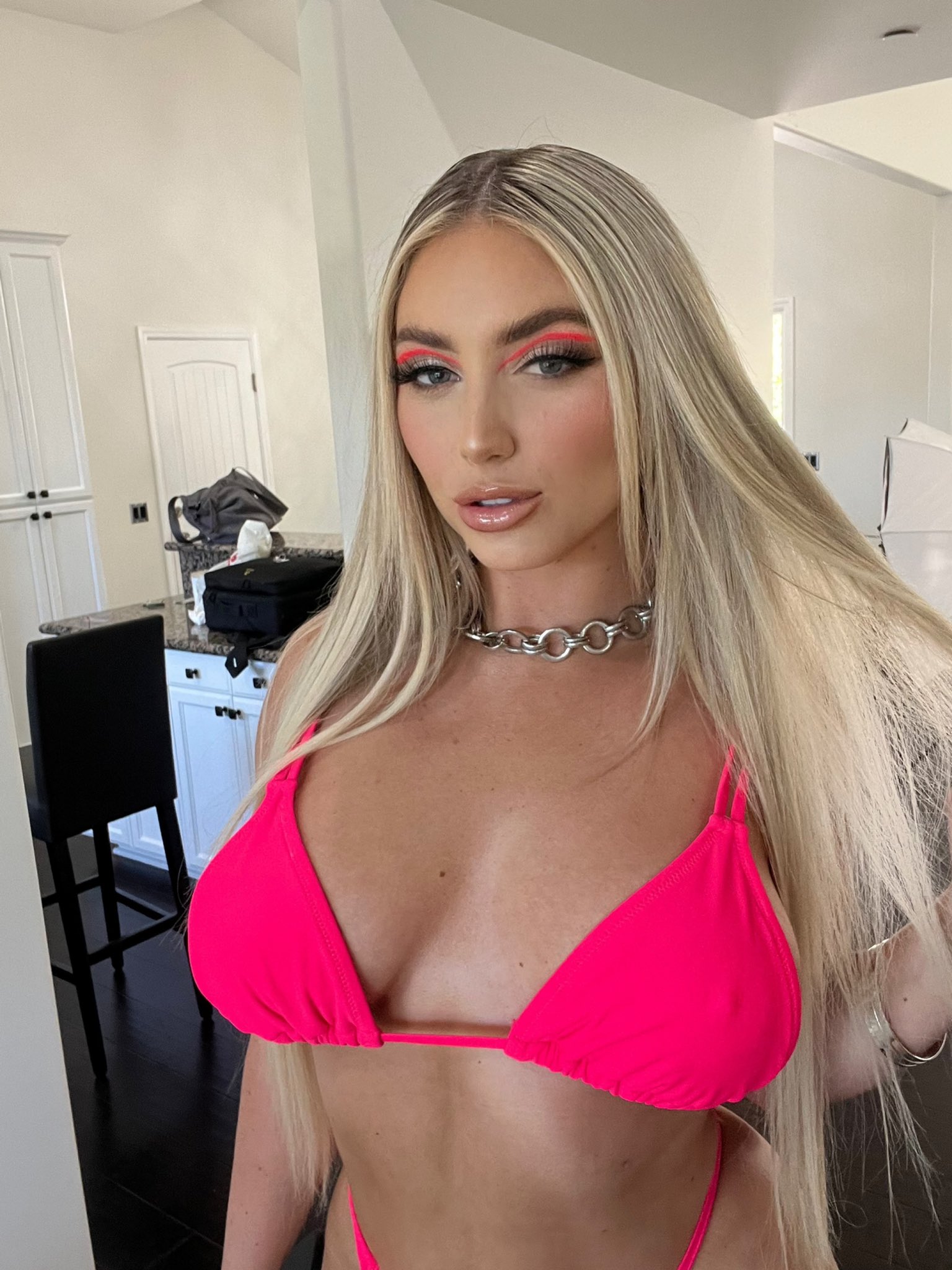 Kayley Gunner Onlyfans: The Unexpected Truth - aqua9qj