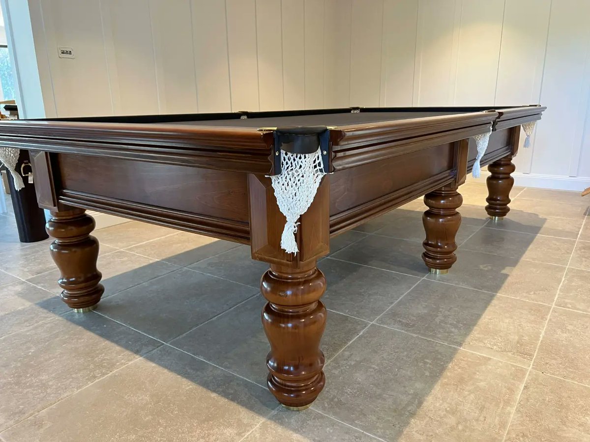 MasterBilliards's tweet photo. Delivery to Bowral.
Manufactured, delivered &amp; installed by Master Billiards. 
✔Australian Made
✔10ft x 5ft
✔Windsor Model
✔Slate Top
✔Medium Walnut Timber Stain
✔Charcoal Cloth
✔Brass Fittings
✔White Nets with Tassel
✔Dark Brown 

Ready to play ✅✅ https://t.co/ZvwxrYGYTr