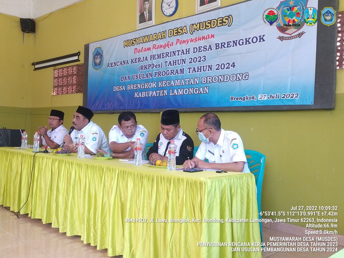 ah_fathurroziq's tweet photo. #MUSDES dalam Rangka Penyusunan Rencana Kerja Pemerintah Desa Th. 2023 Dan Usulan Program Th. 2024.

#TPPJawaTimur #TPPLamongan #TPPBrondong
@halimiskandarnu @kemendespdtt @tppkemendes @LuthfiyahNurla1 @taufikmadjid71 @Ari_Asharie @Iskandar__NH @OemarAe7 @PSiswandini https://t.co/Yq6UCGlf5I