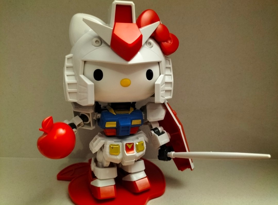 NinotMe's tweet photo. The Love for Hello Kitty is so real ❤️🎀🍎
#HelloKittyandFriendsNFT
#HelloKittyGundam
#HelloKittyforever
A birthday pressie from my bestie @petronazrin 🎀❤️ https://t.co/jEDVfiobR3