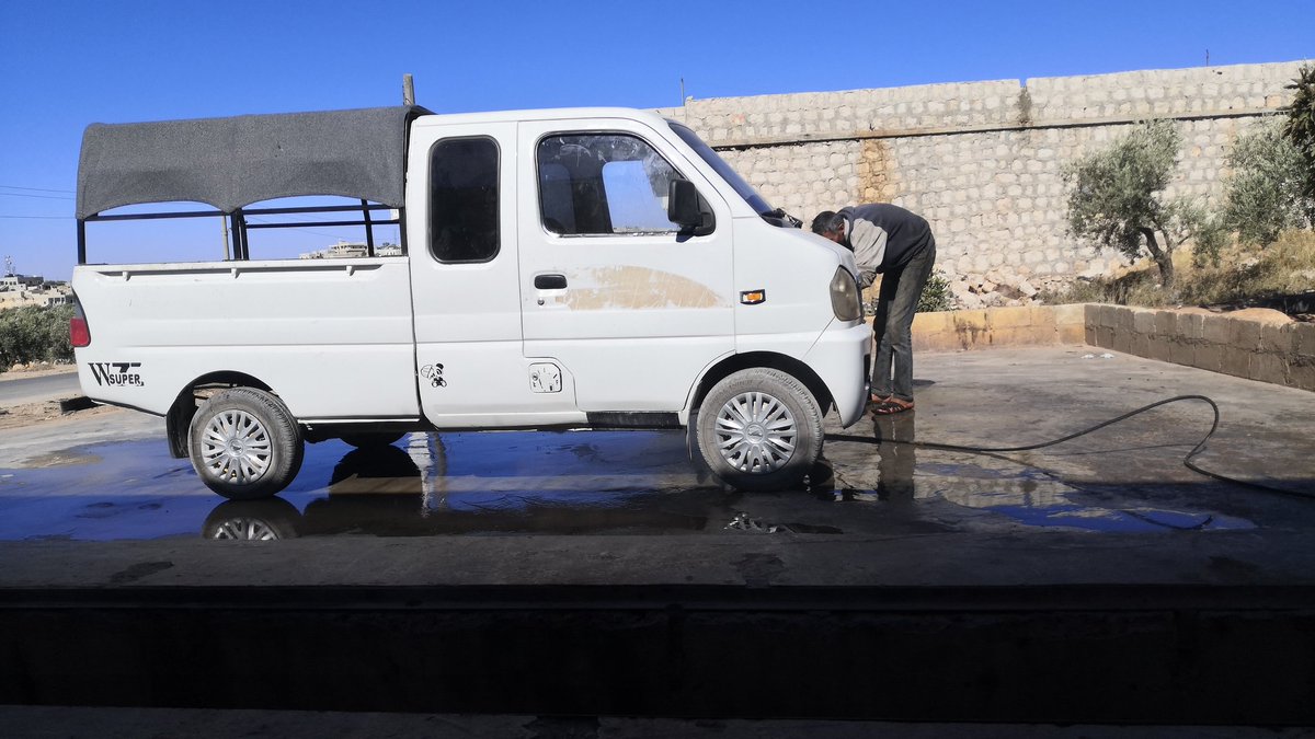 Hz ,Musa Medyen 'e ulaştıgında evi,
işi ve eşi yoktu.
Bir iyilik yaptı.
Sonra gölgeye çekildi ve"
Ey Rabbim bana lutvedecegin 
her türlü hayra muhtacım''
diye dua etti.
O gün guneş batar batmaz
evi de oldu işi de
eşi de oldu.