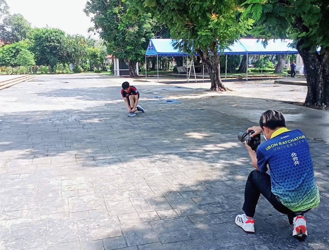 t_phukrit's tweet photo. ถ่ายโปรโมท Sunpasit Run Super Half Marathon 2022

#ล็อตเต้ภูกฤษ #t_phukrit https://t.co/3euwcMEsWT