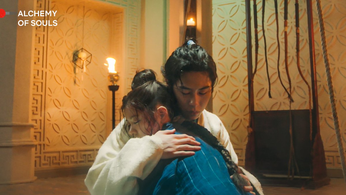 Netflix_PH's tweet photo. Jang Uk’s hugs hit different 🫶🏼 https://t.co/ddZ2Dwq1ly