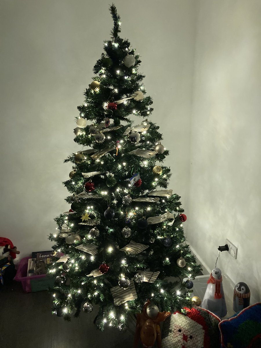 ggkechoir's tweet photo. We’re home and recovered now but Choir Camp Christmas in July was EPIC. 🎄 The highlights will follow… Day One-Christmas Eve. Set up the tree, multigenerational snowball fight, the Polar Express and popcorn. Quite a late night for our youngest members. But much fun was had. https://t.co/dAnpXxJTd5