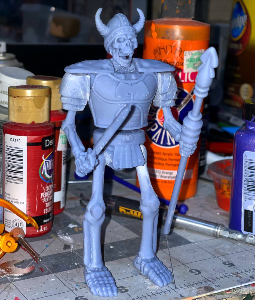 Kenzos_Creation's tweet image. First printed with the new armor.. gonna start on the paint next!  Armor by Dragon DreamsDDF, modified to fit the figure, skeleton Body by Vultan, weapons by @RBL3d , and head by @conti3d .. fun mixing files to create some monsters.💀💀💀 #motu3dprint #skeletonwarriors