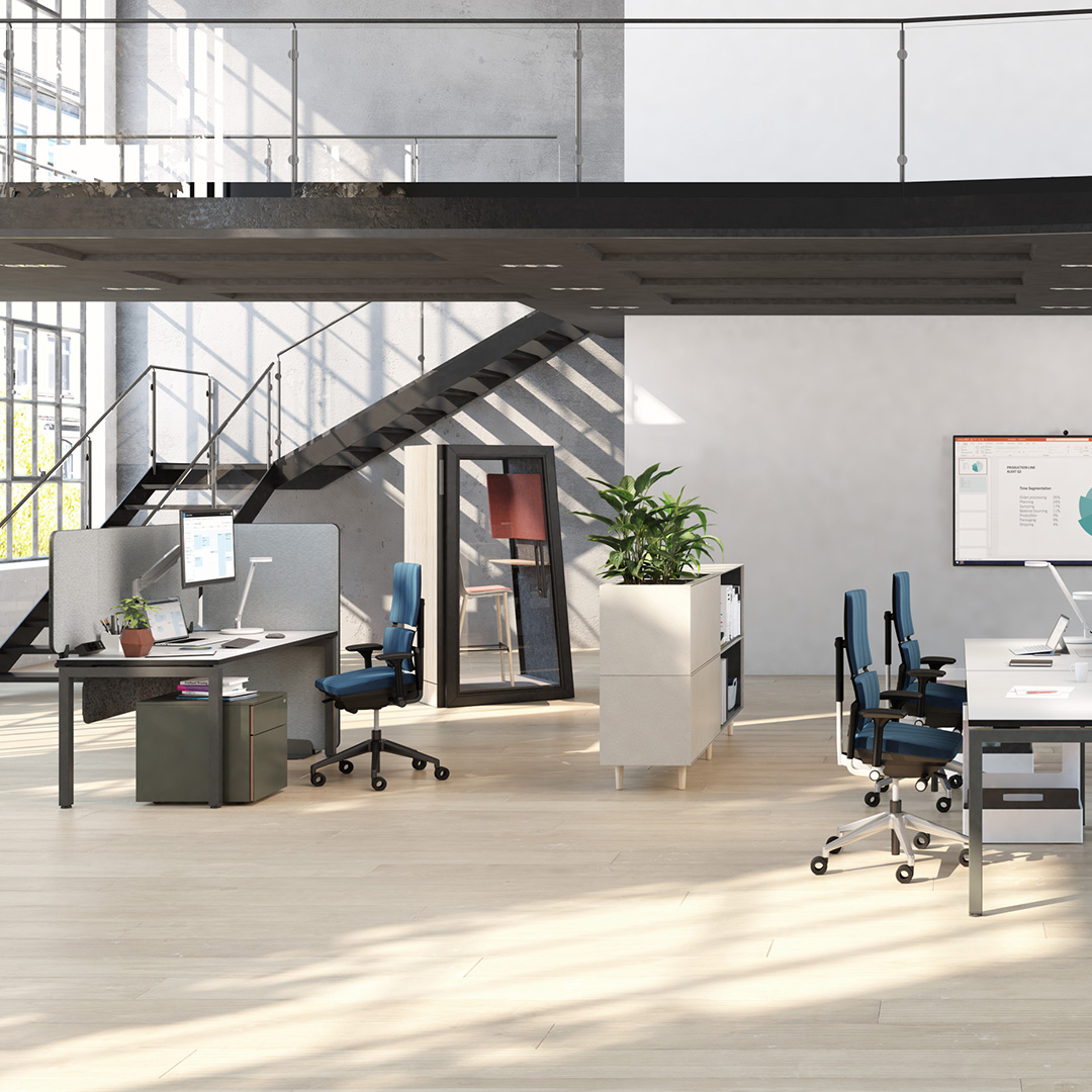 KlassisAs's tweet image. Telefon görüşmeleri için merdiven boşlukları ve koridorlarda dolaşmak yerine telefon kabinlerini tercih
edebilirsiniz. QT kabinleri, ofislerde özel alana ihtiyaç duyduğunuz her anda size konforlu ve akustik
çözümler sunuyor.

#klassis #orangebox #acousticsolution #officedesign