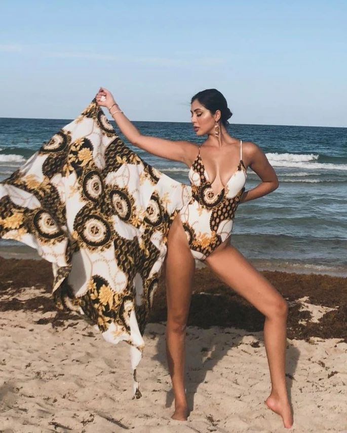 FYpyOQZUIAI2xeM?format=jpg&name=900x900