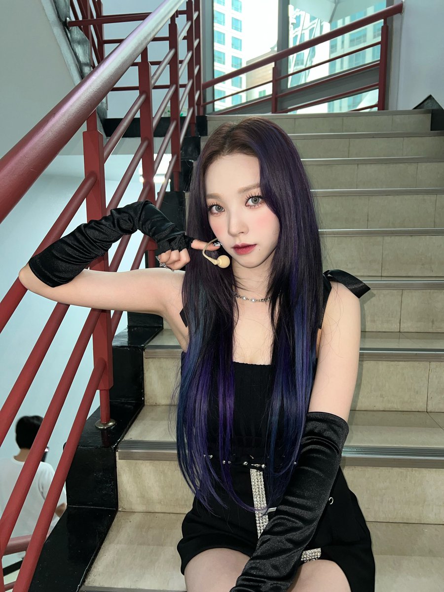 aespapic's tweet photo. 💙💭 https://t.co/AJLxOjSovx