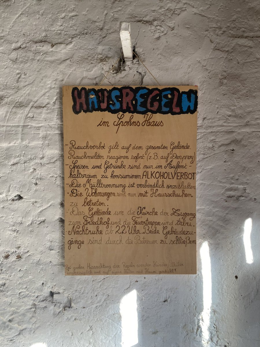 Seit Dekaden findet im Spohns Haus in Gersheim <a href="/saarland_de/">Das Saarland</a> der🇩🇪🇵🇱Jugendaustausch statt, seit vielen Jahren sind auch Jugendliche aus der #Ukraine🇺🇦dabei. 

Mit Ministerinnen <a href="/PetraBergSPD/">Petra Berg</a> ,<a href="/ChristineClivot/">Christine Streichert-Clivot</a>🤳 &amp; GK <a href="/VadymKostiuk/">Vadym Kostiuk</a> waren wir vor Ort, um unseren Dank auszusprechen❣️