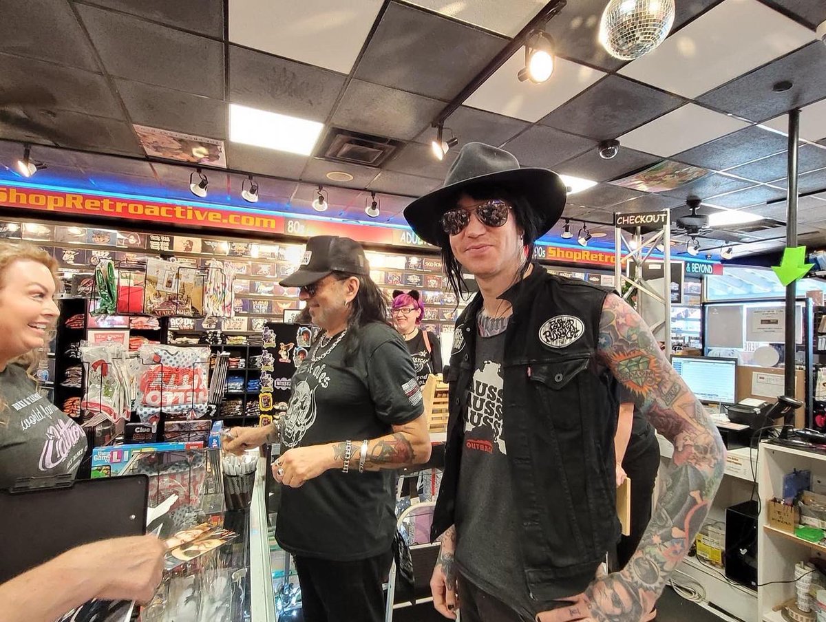 That’s to everyone for making the Faster Pussycat meet and greet a success!