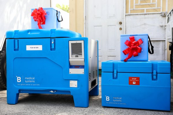 Vaccination is one of the essential services as it contributes considerably to reducing infant and child mortality. I thank Germany <a href="/AmbAlleHt/">Amb. Allemagne Haiti</a> and Japan <a href="/AmbJaponHaiti/">Ambassade du Japon en Haïti</a> for this generous donation aiming to improve the health of children and women in Haiti.