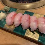 ツイートに含まれる画像