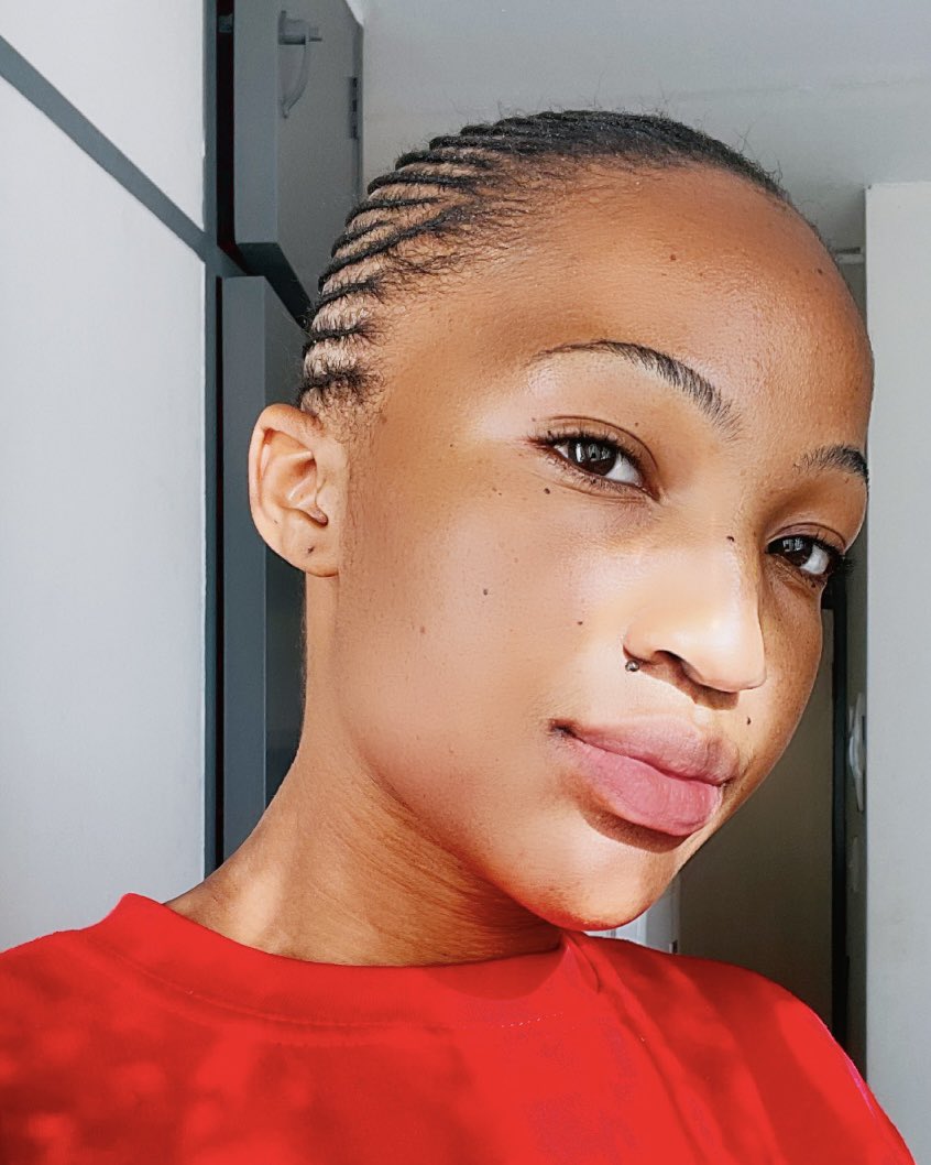 Desiremathebe1's tweet photo. Glow nicely placed🥵🤗♥️💚🖤👑
#FighterD👑😍 https://t.co/FEYNx3jn0Y