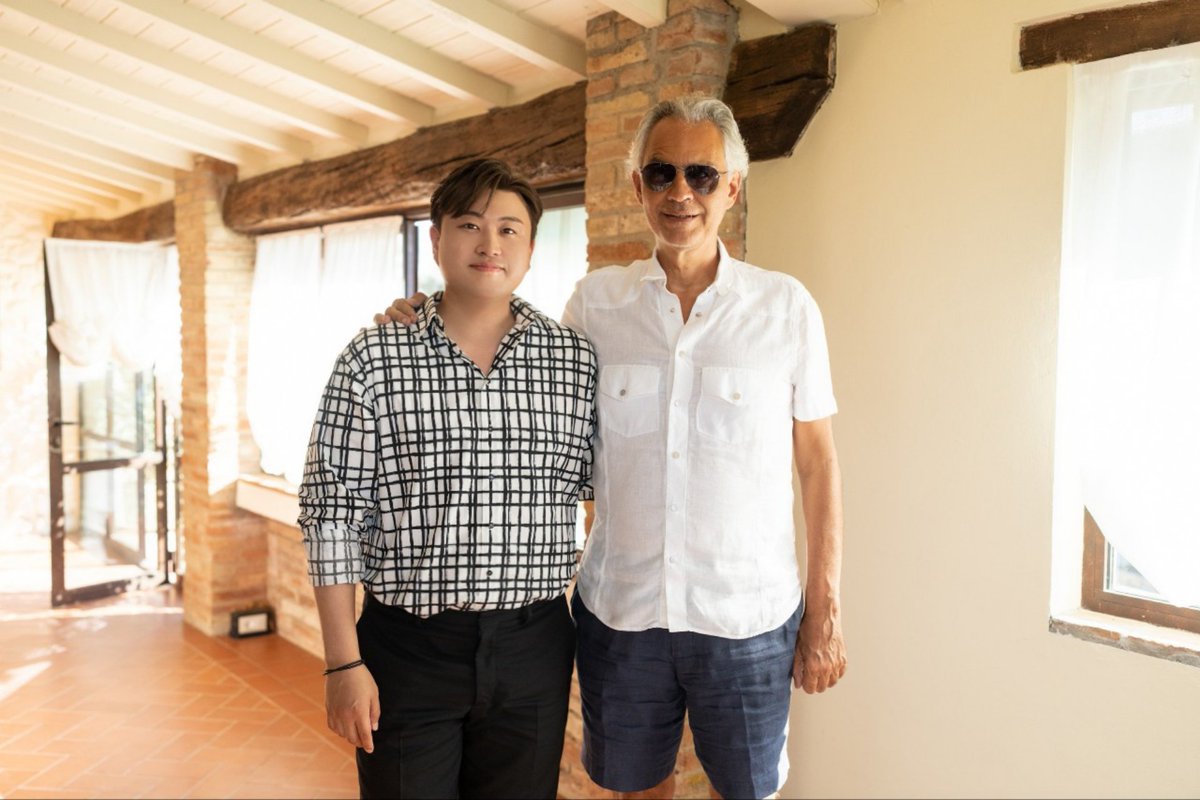 김호중 "파노라마" 최고의 소장가치 
#신화를창조하는_클래식앰버서더_김호중
김호중새앨범 발매 축하해