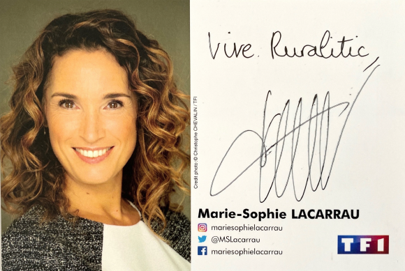 #RURALITIC2022 <a href="/MSLacarrau/">Marie-Sophie Lacarrau</a> <a href="/Maires_Ruraux/">AMRF</a> <a href="/ARuralites/">Parlement rural français</a> @ANPP_Pays <a href="/cantalauvergne/">Cantal Auvergne</a> <a href="/auvergnerhalpes/">Auvergne-Rhône-Alpes</a> Marie-Sophie Lacarrau nous a envoyé une très gentille carte. Elle nous souhaite "un bel événement avec de belles avancées". Merci à elle !