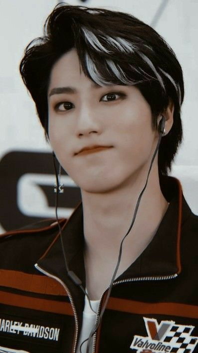 your_hannie's tweet photo. Of the many years of being on here.
I thank the people I met through out it
I thank my first family Akira, Dani, Alex, and Auntie
I thank my second family Yeonie and Joonie
I thank my third family Chris and my children
I thank my fourth family My Uncle 

You all helped me grow. https://t.co/Z11gwKIQqO