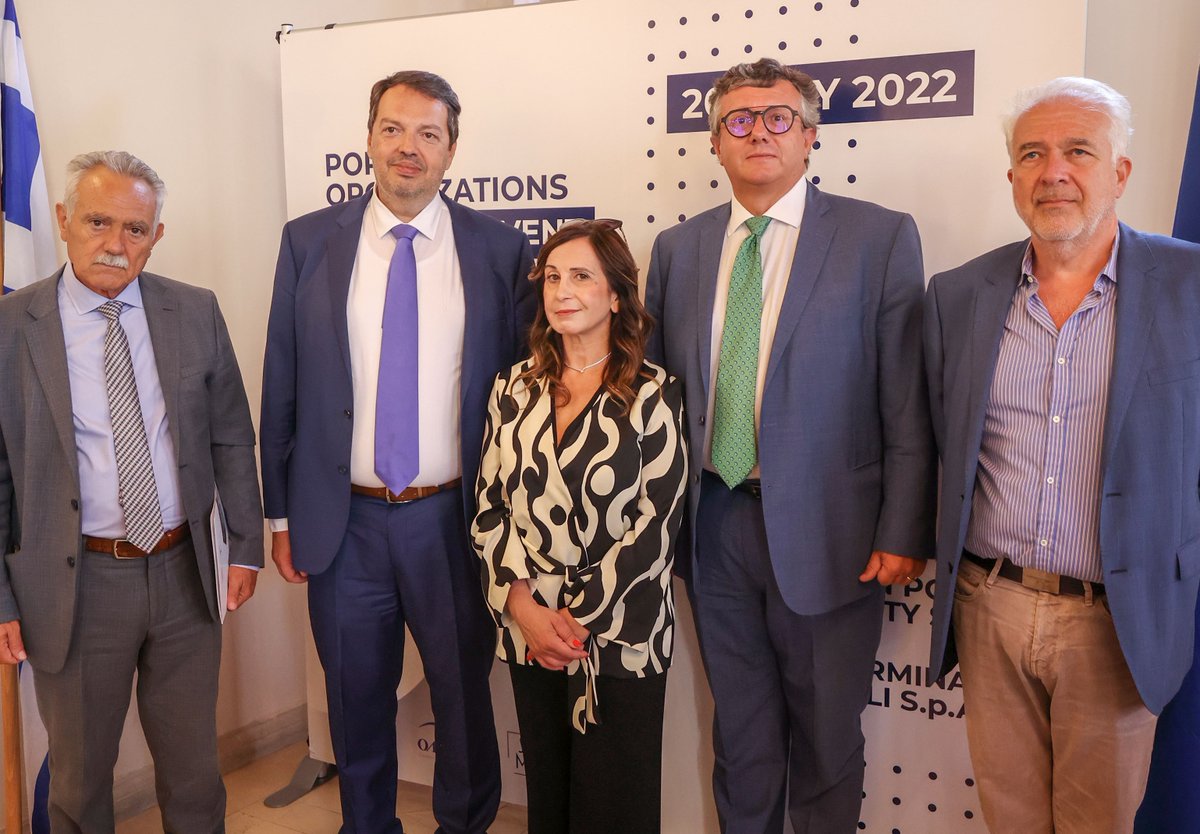 CmrlForth's tweet photo. @CMRL at the twinning ceremony of #HeraklionPortAuthority &amp; @PortOfNaples, an important international collaboration; @CMRL &amp; Heraklion port promote #maritime innovation and applications for #greenports; Heraklion Port is a founding member of @ILIAD's  #CretanSea #DTO end users https://t.co/dC24dHnvVK
