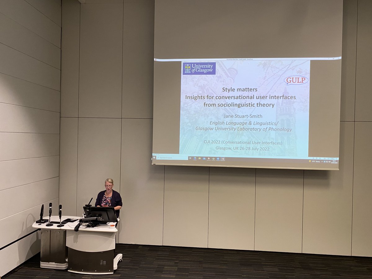 #cui2022 opening keynote from @jhstuartsmith on a sociolinguistic perspective, highlighting the strong interdisciplinary nature of <a href="/ACM_CUI/">ACM CUI</a>.