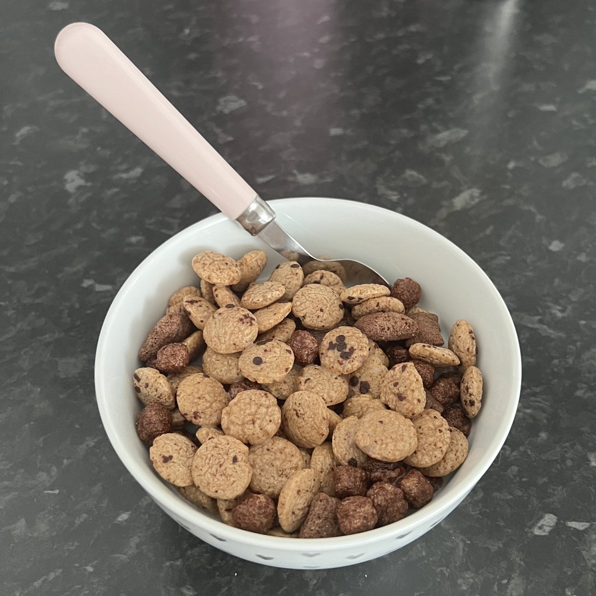 Some may say breakfast of a 7 year old but they’re just haters ✌🏻 Breakfast of champions!