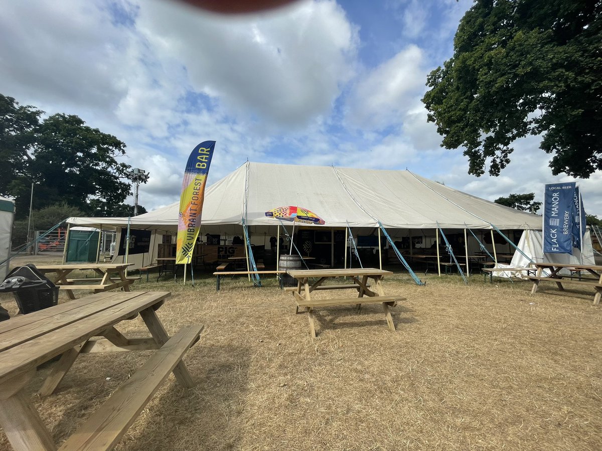 Hampshire Fare (@hampshirefare) on Twitter photo Day 2: <a href="/NewForestShow/">New Forest Show</a> it’s worth exploring- The Commoners Drift is a pub made up of LOCAL craft beer from <a href="/FlackManor/">Flack Manor</a> #Romsey @PigBeerUK #Brockenhurst and #vibrantforestbrewery #Lymington they are open from 10am How refreshing! Day 2: <a href="/NewForestShow/">New Forest Show</a> it’s worth exploring- The Commoners Drift is a pub made up of LOCAL craft beer from <a href="/FlackManor/">Flack Manor</a> #Romsey @PigBeerUK #Brockenhurst and #vibrantforestbrewery #Lymington they are open from 10am How refreshing!