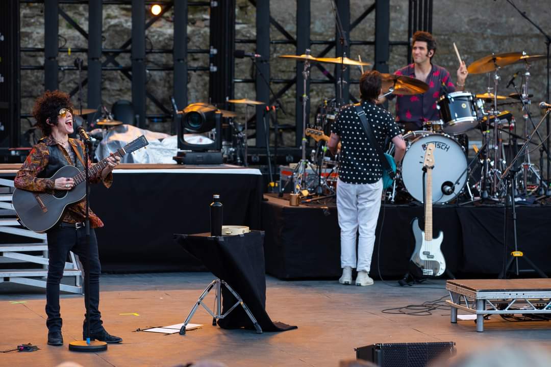 LP_France's tweet photo. Concert de @iamlp à Carcassonne

📷 Julien Roche/Manon Roux https://t.co/in2YON3hsu