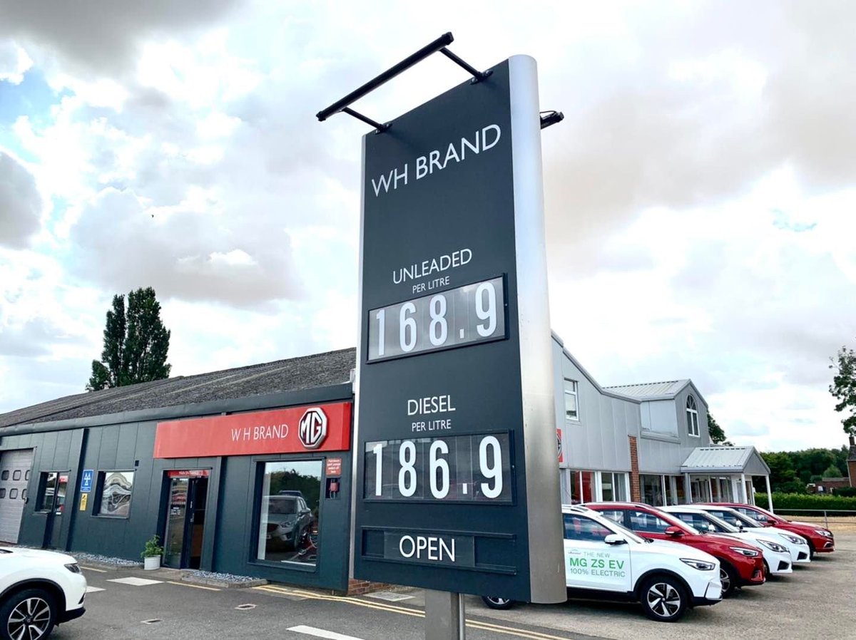Today’s new fuel prices. ⛽️

E5 97 Super Unleaded - 176.9

☎️ 01406 330265
📧 sales@whbrand.co.uk
🌐 whbrand.co.uk