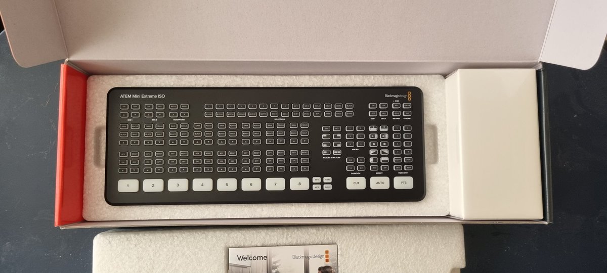 smoon_lee's tweet image. The inner child is so happy 🤩 #BlackMagic #NewToys #ShinyTech #Broadcast