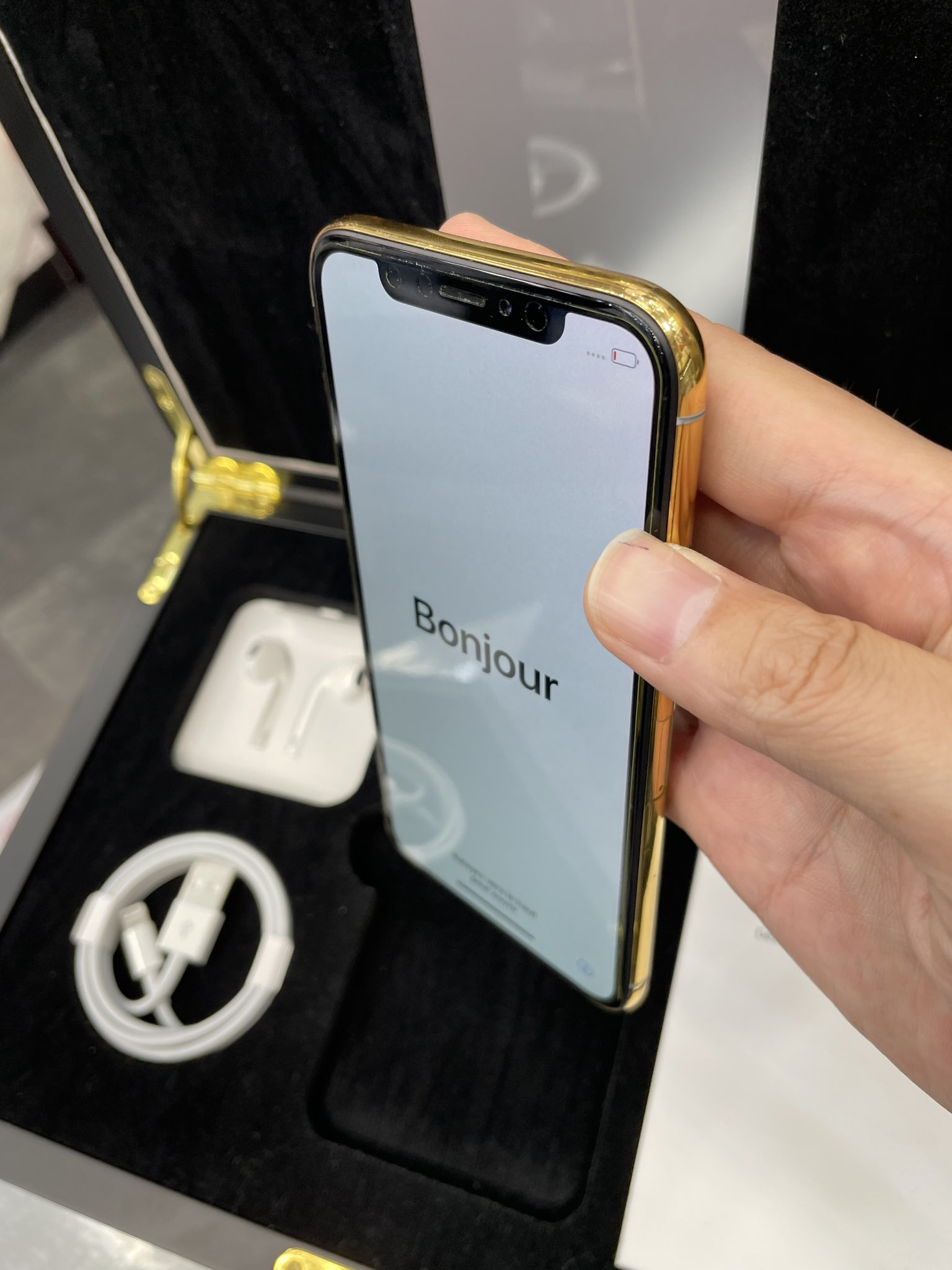 iPhone ゴールド イオシス買取センター on X: 