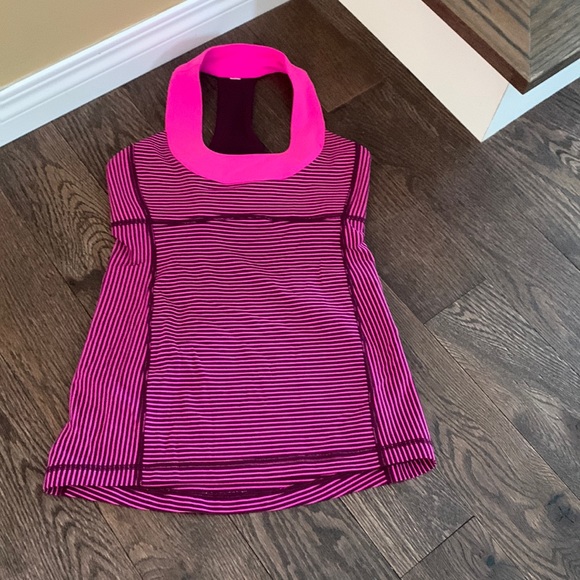 ChaiTeaQueen's tweet photo. So good I had to share! Check out all the items I'm loving on @Poshmarkapp #poshmark #fashion #style #shopmycloset #lululemonathletica #cariloha: https://t.co/VbNxJm1kCs https://t.co/Vj0glx8dsv