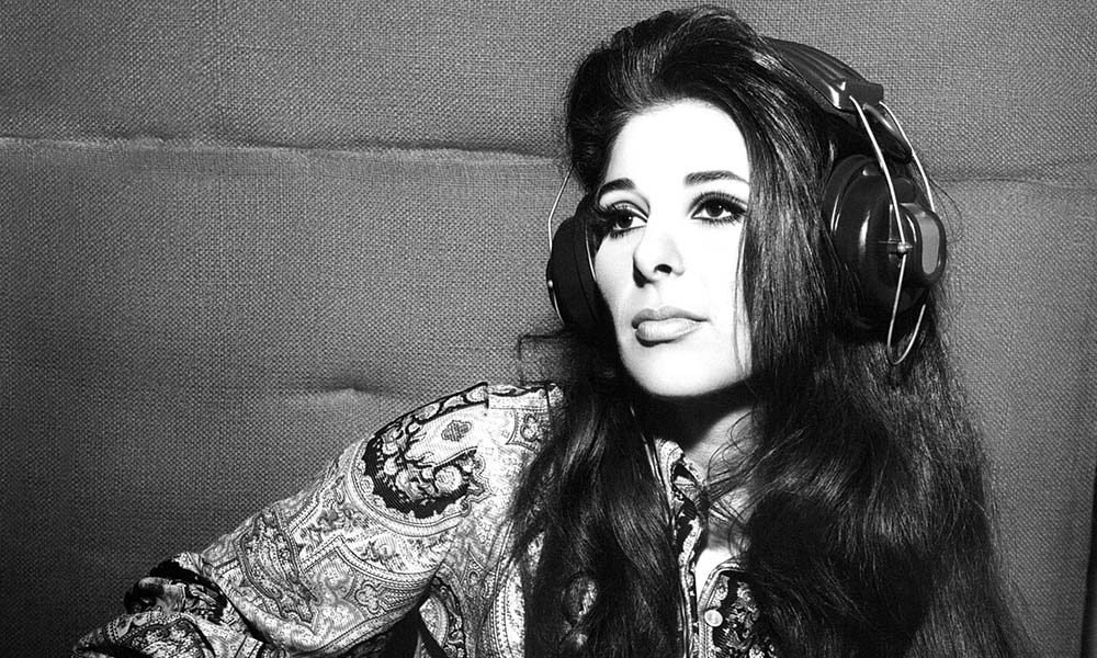 Happy Birthday to Bobbie Gentry, 80 today 