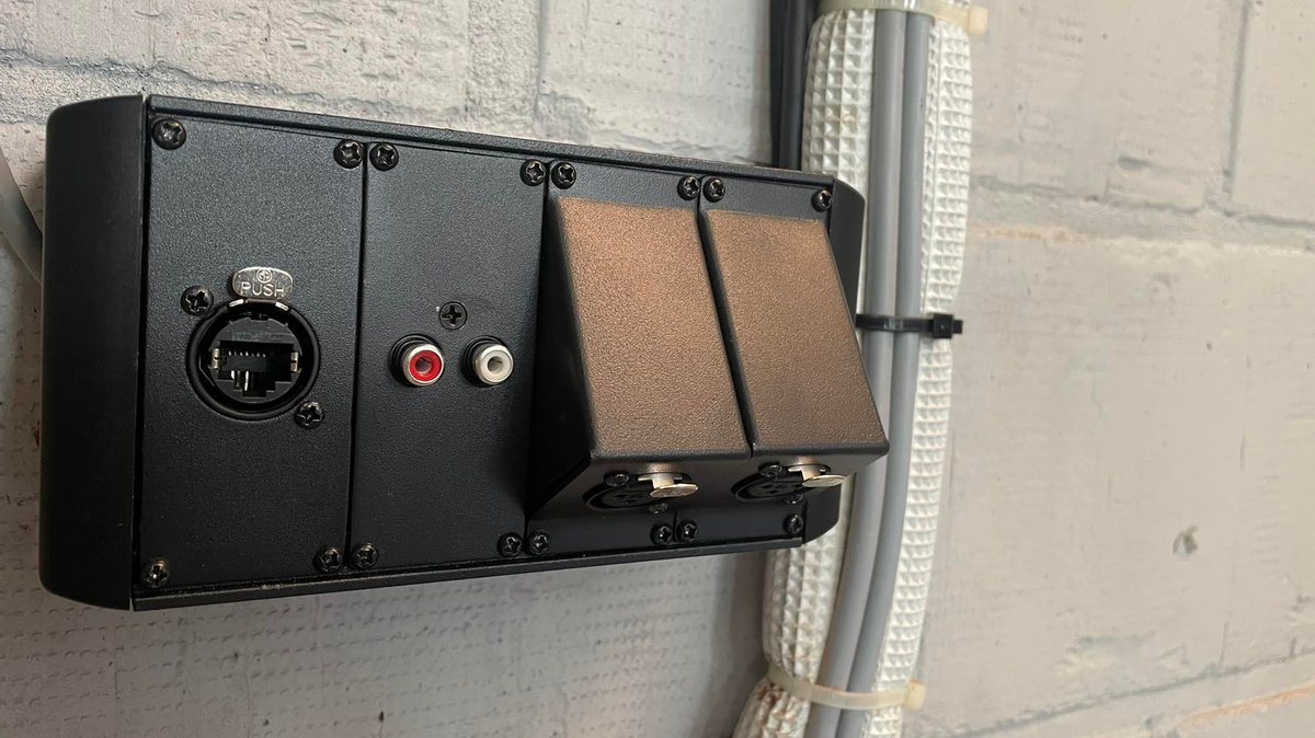 Caymonracks's tweet image. Custom connection solution for audio using the CASY034 on-wall chassis. 

📸: Belectron