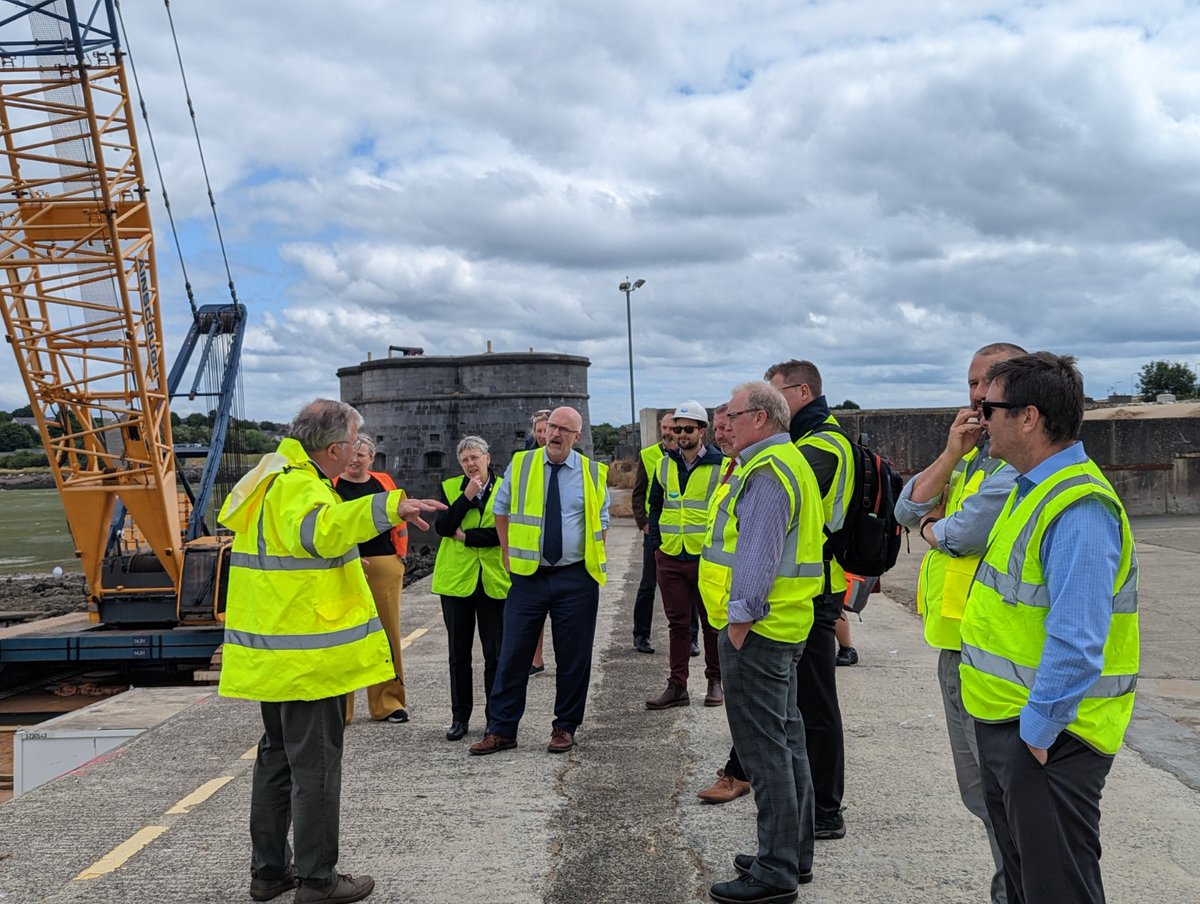 metawales's tweet image. Establishing a world-class centre for marine energy and engineering right here in Wales. 
Pembroke Dock Marine is delivering four key elements to help industry design, build, test, and deploy. 
@SBCityDeal @ORECatapult @sea_celtic @PembrokePort @mh_port