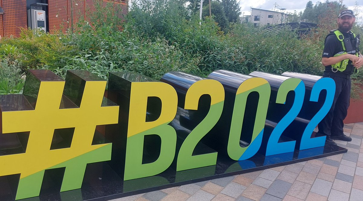 BrumCityWMP's tweet photo. Great working with Police Scotland at various venues across Birmingham & West Midlands.
Spoke to the local community and visitors from across the world to ensure they have a fantastic time,at the Commonwealth Wealth Games.
@CG2022_WMP @PoliceScotland @AndyParsonsWMP https://t.co/PVXZhVe4ST