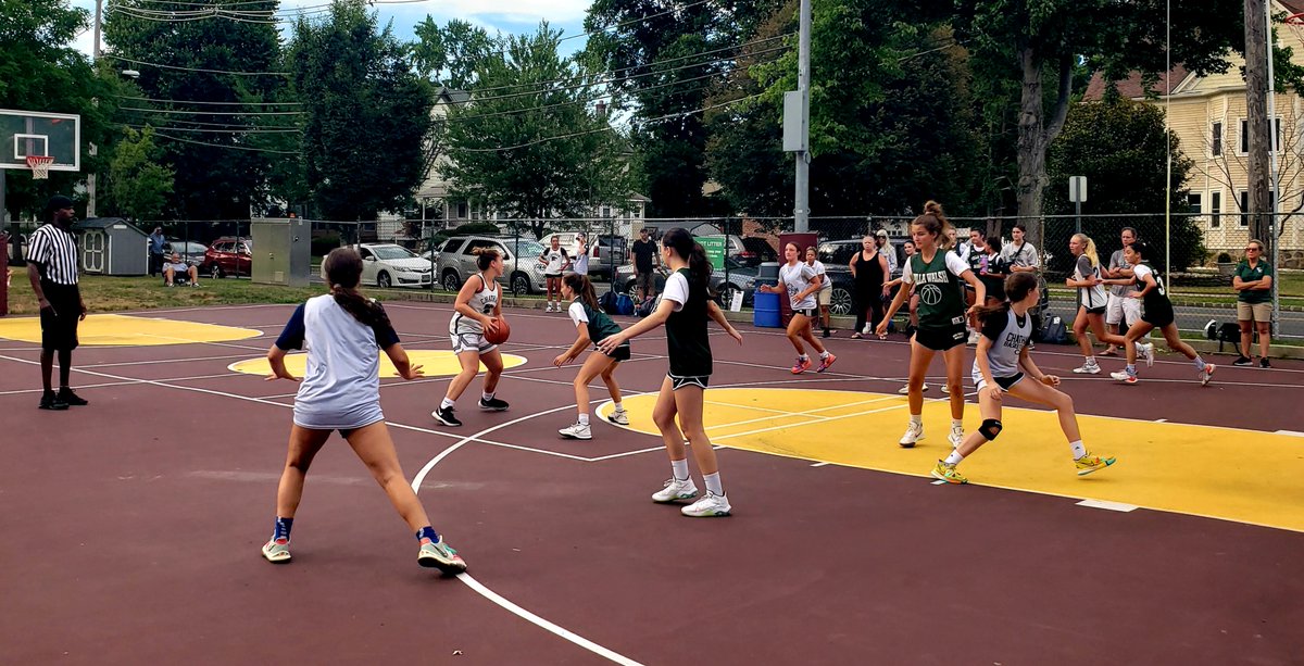 Roadtripped north an hour to visit the Dodge Park League in Madision with teams from <a href="/chatgirlshoops/">Chatham High School (NJ) Girls Basketball</a> <a href="/mhillsathletics/">Morris Hills Athletics</a> <a href="/vwa_athletics/">Villa Walsh Athletics</a> <a href="/boontonbball/">Bombers Basketball</a> <a href="/VeronaAthletics/">Verona Athletics</a> <a href="/MendhamGirlsBB/">MendhamGirlsBB</a> 

Great opportunity non-AAU or younger/up &amp; coming players to develop <a href="/RileyAllen17/">Riley Allen</a> <a href="/EllaKreuzer/">Ella Kreuzer</a>