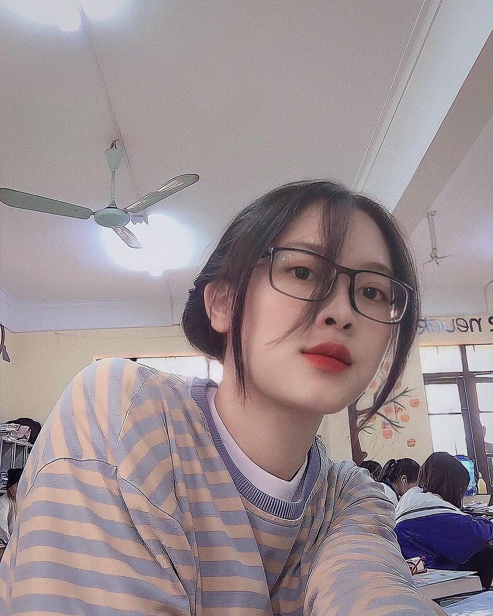 tquynhh04's tweet photo. 😵‍💫 https://t.co/ivC3Kilp5n