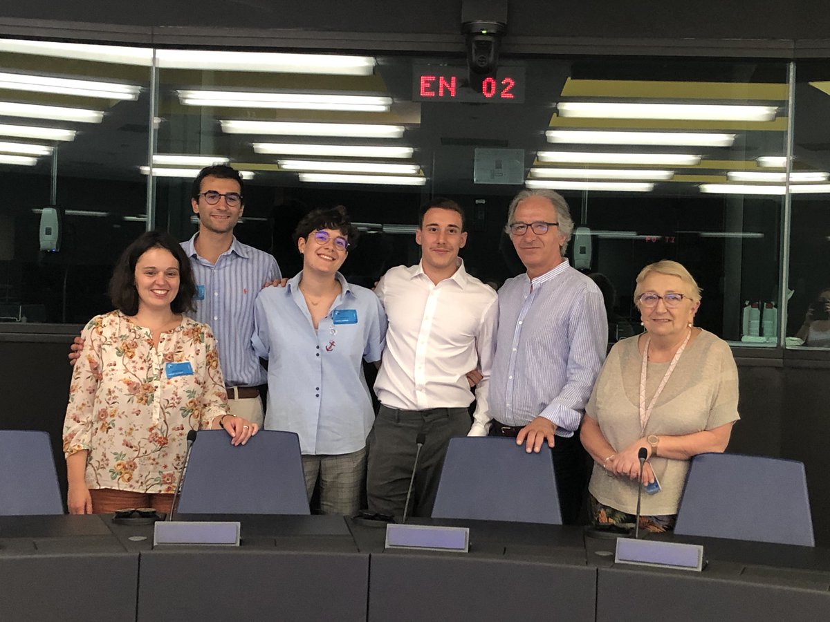 Dissemination of the European Student Assembly still going on! Students and staff from @GrenobleINP, @sciencespo and @UniversiteCergy represented the EUC Steering Committee in Strasbourg for a friendly exchange with the Communication team of the European Parliament and the public