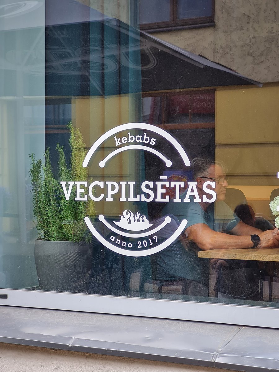 Mednisfoto's tweet image. Notiesāju vienā rāvienā! Kebabs arī ļoti jēdzīgs. #Recomend