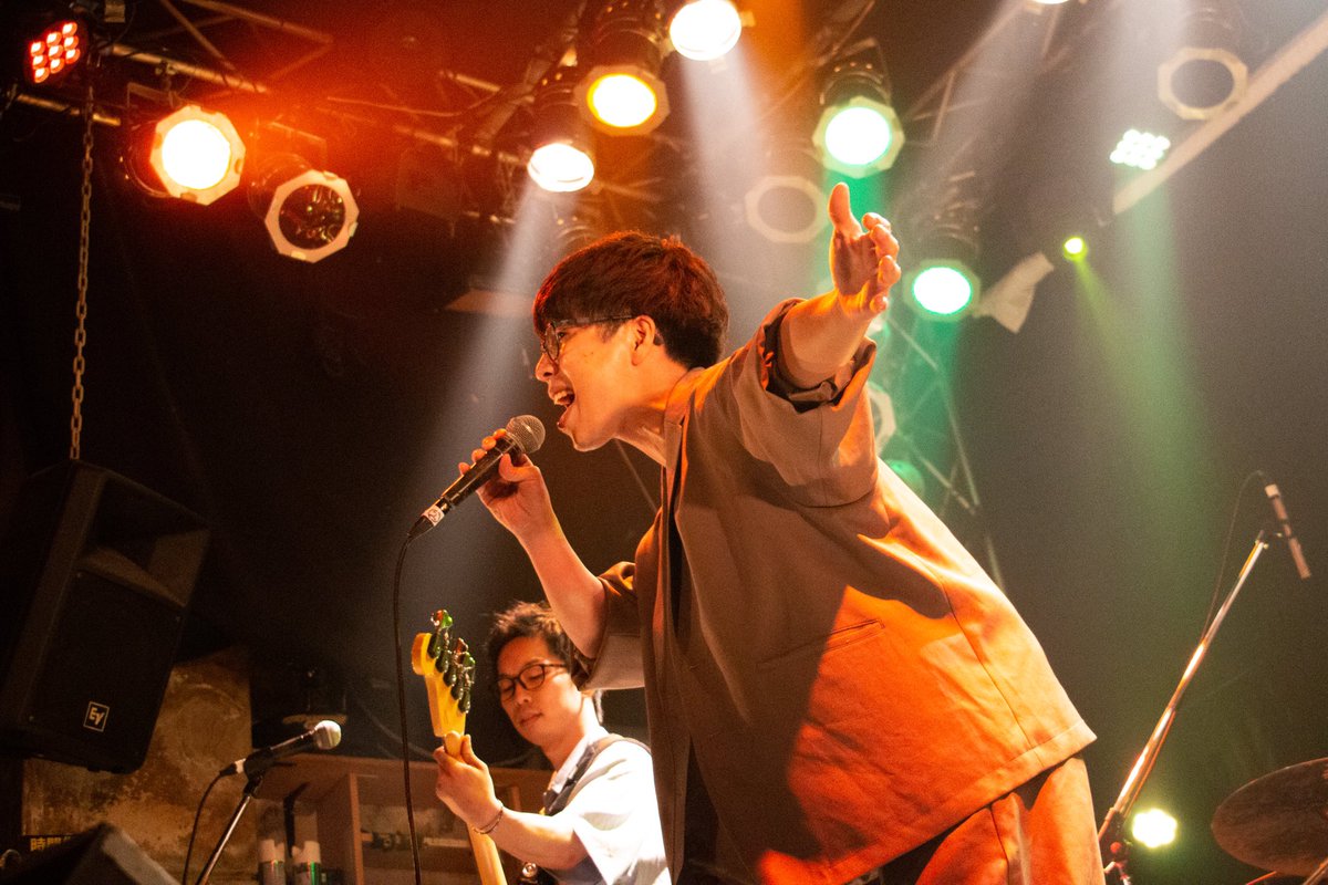 colorstocooks's tweet photo. 2022.7.21(木) club vijon
__LIVE PHOTO__
photo by @asak030_yay 

#カラクク
#colorstocooks https://t.co/sIFar1B8KN