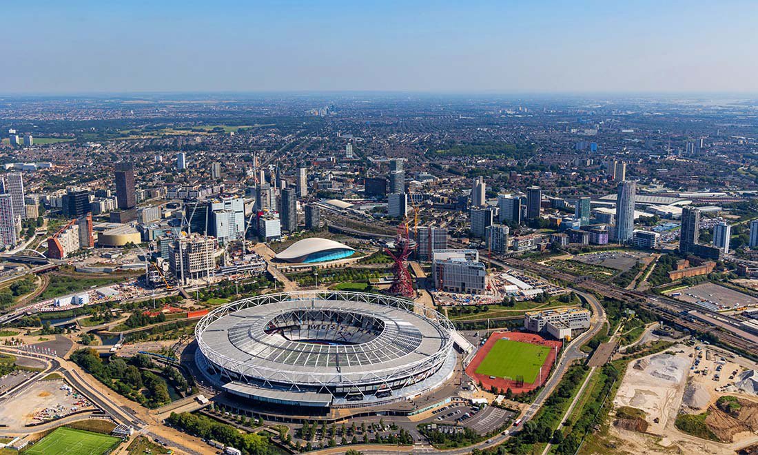 London Legacy Development Corporation (@londonlegacy) on Twitter photo As we celebrate the 10th anniversary, we're looking back on the transformation of <a href="/noordinarypark/">Queen Elizabeth Olympic Park</a> 🙌
The aerial images below show the south of the Park pre-Games construction in 2007, and in 2021
See more before and after shots here: bit.ly/3JobEQN
#London2012 As we celebrate the 10th anniversary, we're looking back on the transformation of <a href="/noordinarypark/">Queen Elizabeth Olympic Park</a> 🙌
The aerial images below show the south of the Park pre-Games construction in 2007, and in 2021
See more before and after shots here: bit.ly/3JobEQN
#London2012