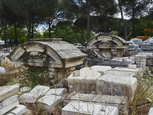 🏘️ 'Los olvidados de Madrid'

Alberto Tellería, vocal técnico de <a href="/madridcyp/">MCyP / #SOSPatrimonio</a>, nos habla del taller de cantería de la Casa de Campo

Nos acercamos a dos barrios abandonados en la capital:
👉🏽 Rosa Pérez, presidenta de la <a href="/avpaudevallecas/">AV PAU de Vallecas</a>
👉🏽 Marga Salvador, miembro de la @avcanaveral