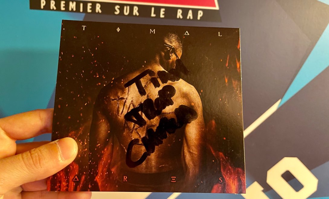 mehdiradio's tweet image. 🎁#concours 

RT/FOLLOW et tweet avec le #skyrockdedicace pour gagner le 💿 dédicacé de @timaltropchaud 

🍀TAS 16h 

1 gagnant(e) 🔥
bonne chance à tous 💪🏼