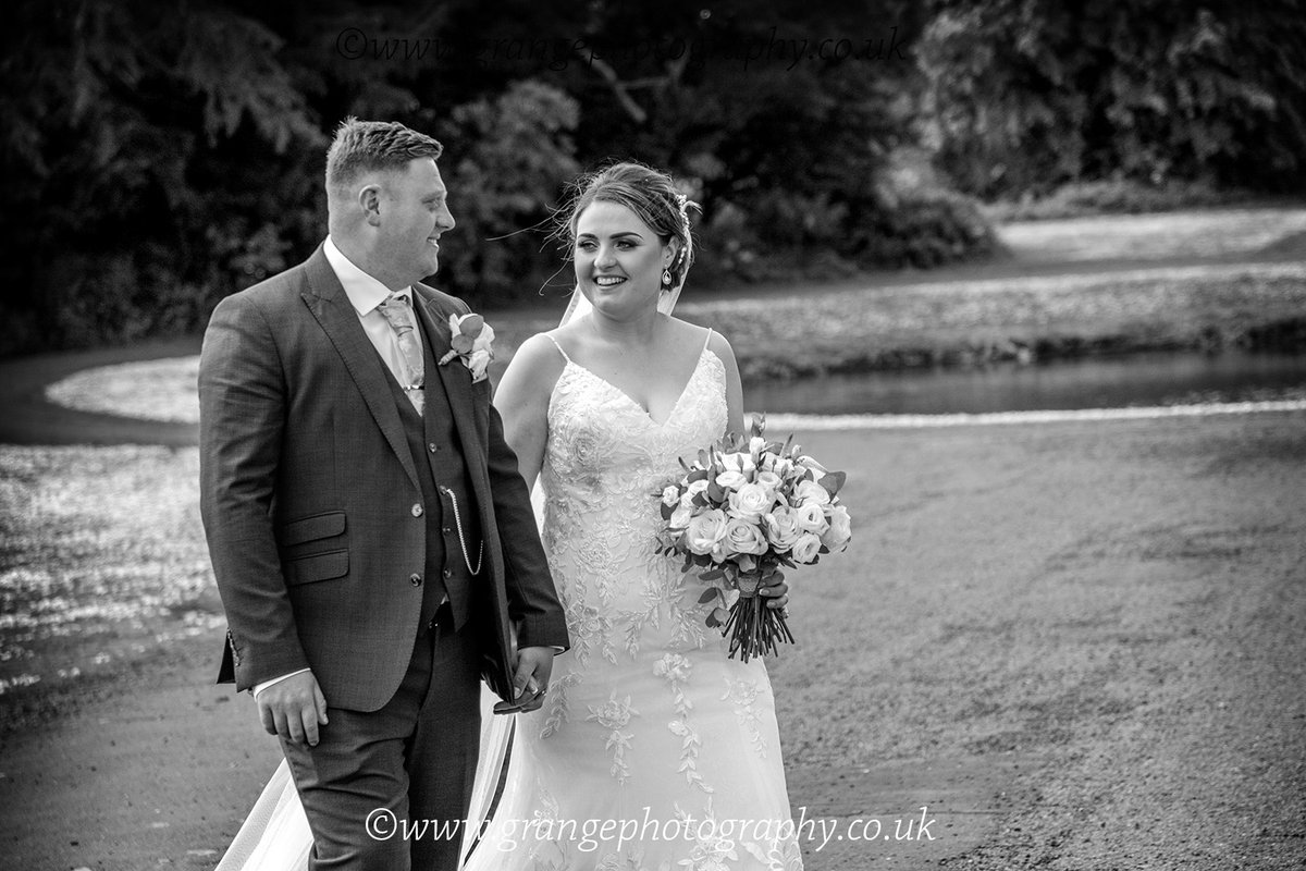 Lovely wedding blog of Shebie and Joe's wedding at Hardwick Hall Hotel #wedding #bridetobe #weddings #grangephotography #hardwickhallhotel 
grangephotography.co.uk/news/shelbie-j…
