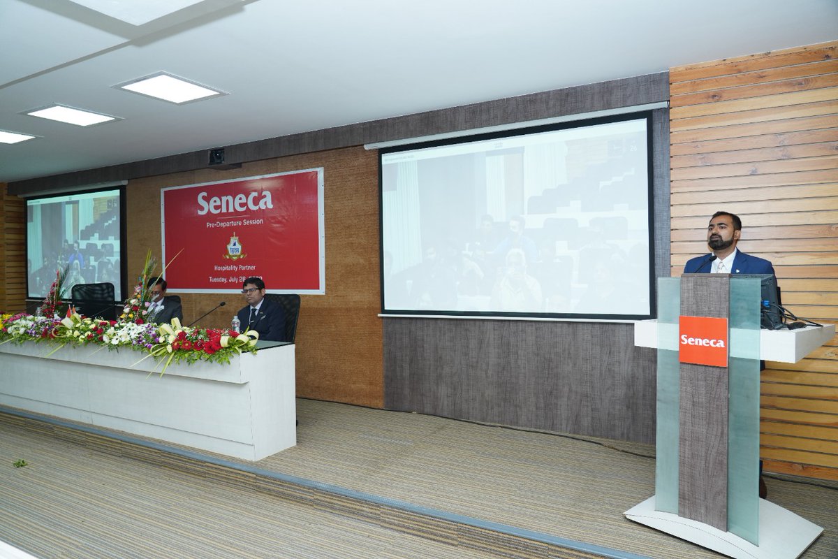 DigvijayMehra's tweet photo. Collaboration between @SenecaCollege and #TIMSR Mumbai is thriving since they signed an MOU during @VictorFedeli's 2019 business mission to #India. Great to visit the TIMSR-Seneca #fintech lab and speak with students headed to #Ontario. https://t.co/NF2Pmm2Ygn