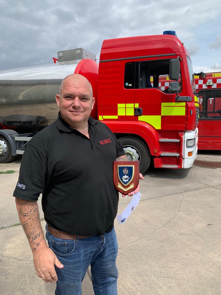 EMFS999's tweet photo. A massive thank you to our freinds at the @RLCSilver_Stars @UKArmyLogistics 

For such a kind gift, we were delighted to play a small part in your event and look forward to seeing again soon @DeanHoskins5 https://t.co/ZHeIxEXvQo