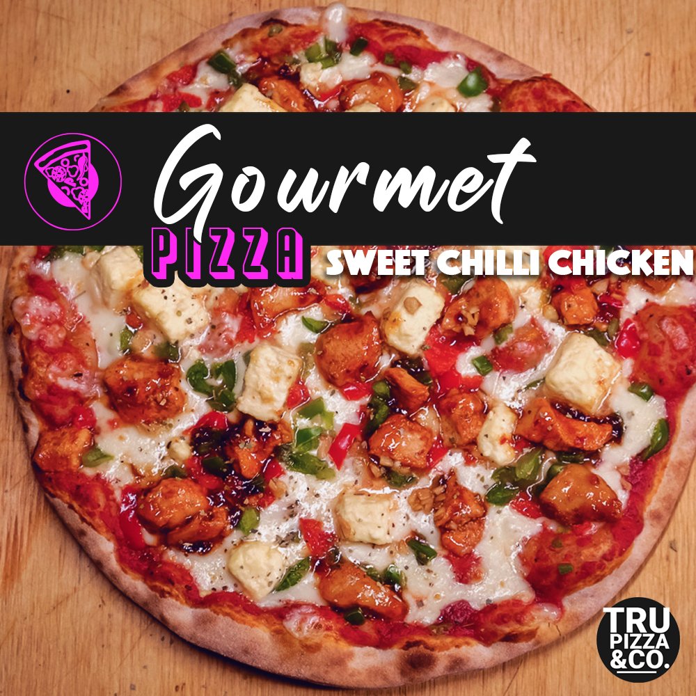 Sweet, spice, and everything nice. 😏

Try our Gourmet Sweet Chili Chicken Pizza

Slice - R50
Medium - R100
Large - R130

See our full menu: trupizza.co.za/menu 

#Trupizza #Sweetchilichicken #pizzalover #woodfiredpizza #capetownfoodie #capetown #southafrica