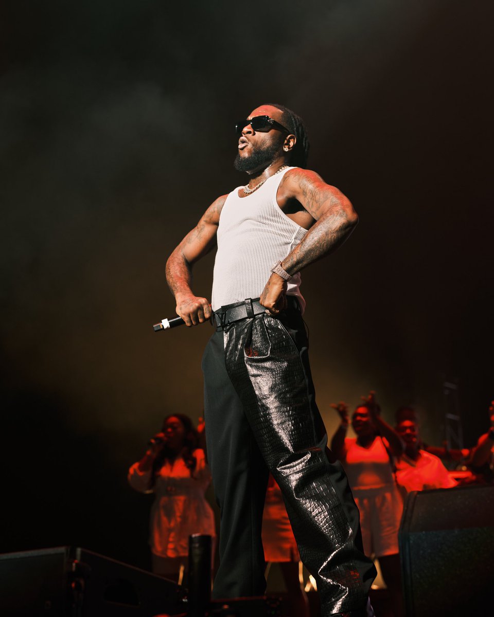 burnaboy's tweet image. Officially a Rocket! Thanks Houston ❤️ #LOVEDAMINI