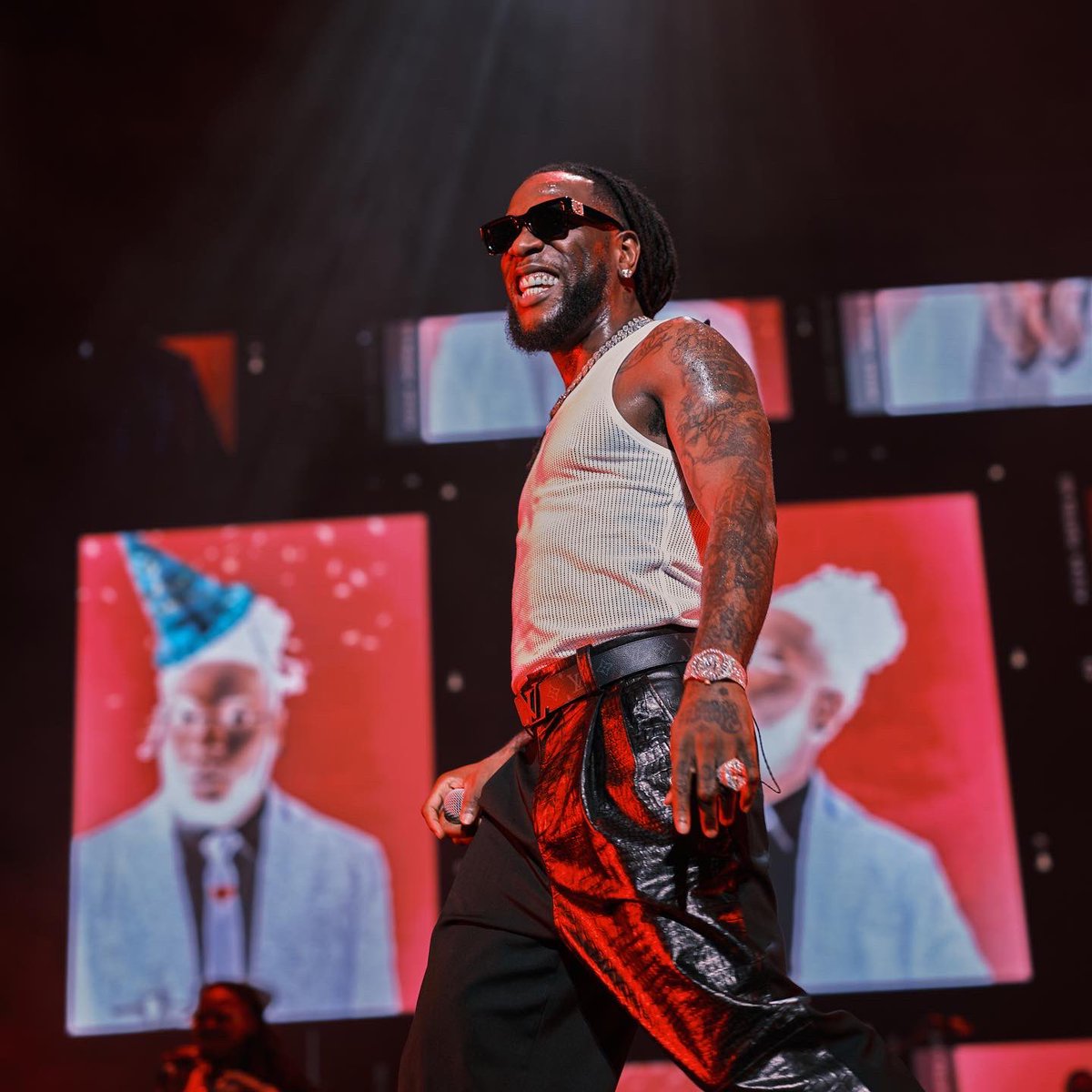 burnaboy's tweet image. Officially a Rocket! Thanks Houston ❤️ #LOVEDAMINI