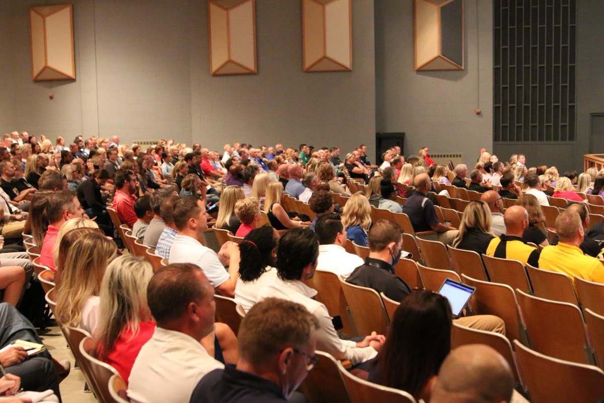 It was an honor to collaborate with the five other Johnson County public school district HR depts in organizing a Summit for our building administrators. A great opportunity for collaboration. This group of admin has approximately 100,000 students in their schools.
