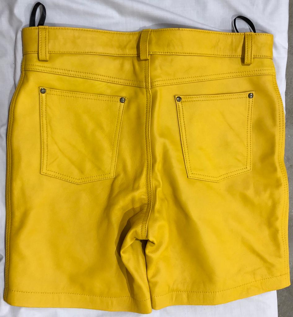 Holla..
Here comes a New customized order.
Successfully delivered.

Ebay.com/str/rihas
Order your own choice of color.
would love to do #Customization

#derileather #deriproducts #dristore #deriinternational #customized #ordernow #leathercraft #yellow #Femboy #DuyBeni #rihas