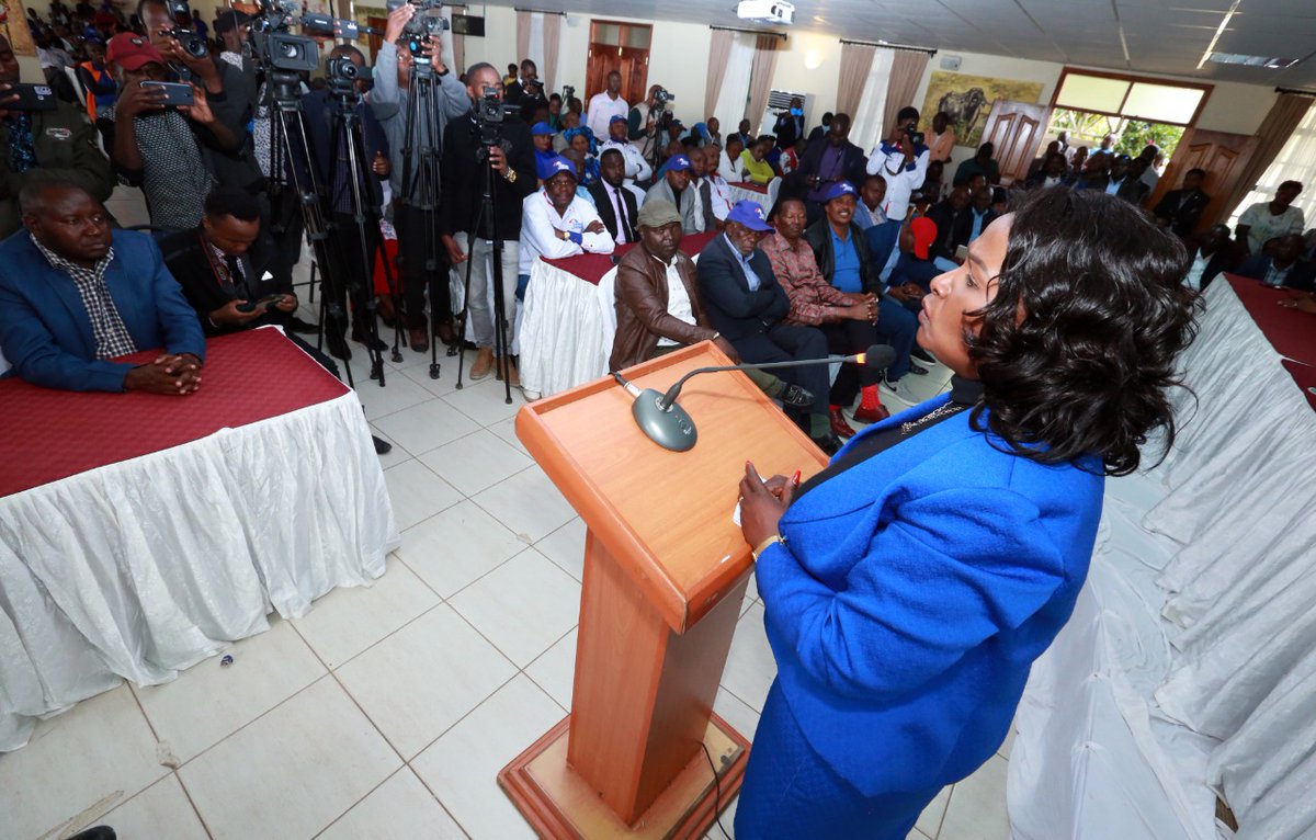 skmusyoka's tweet photo. "It's never too late to join the winning team". That's the message current Machakos Deputy Governor &amp; Maendeleo Chap Chap Gubernatorial candidate for Machakos Hon. Francis Maliti gave when he officially bowed out of the race in favour of @TheWiperParty candidate @Wavinya_Ndeti. https://t.co/lVavYElNOb